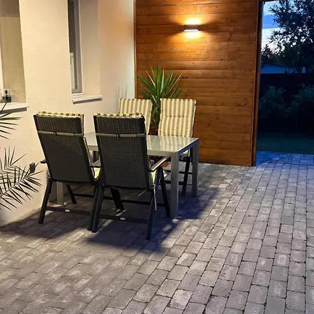 Appartement Fenyves Flow 2 *